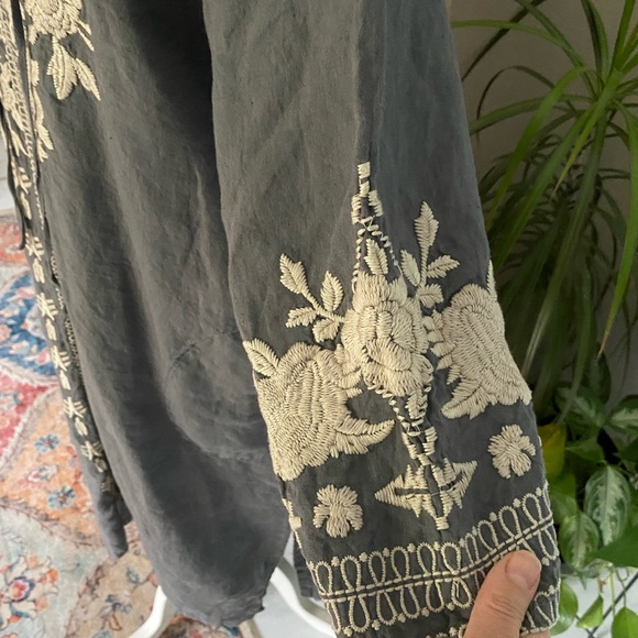 Johnny Was XL Dress Embroidered Linen Half Sleeve V-Neck Tie Pockets NO TAG - Picture 11 of 15